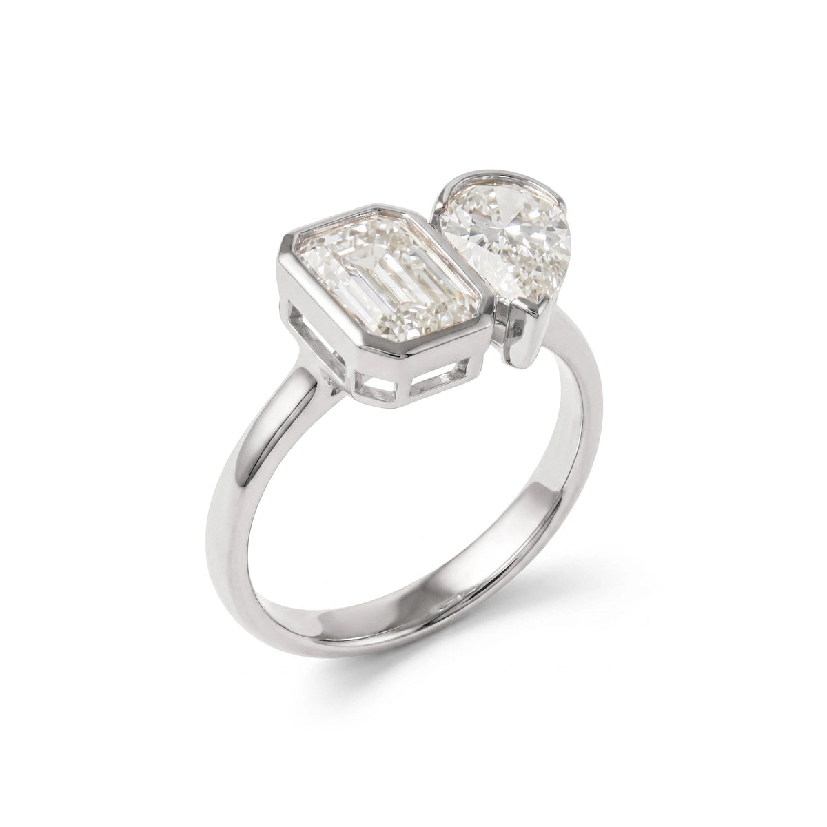 Emerald-Cut and Pear-Cut Diamond Full-Bezel Open T View 7