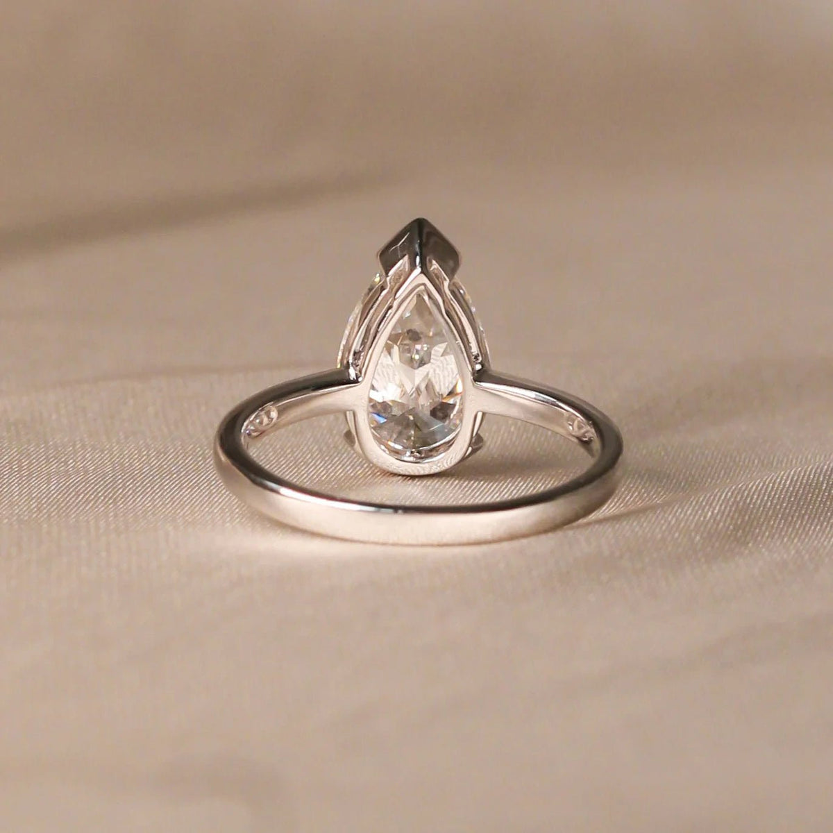 Modern V-Tip Pear Diamond Semi-Bezel Statement Rin View 4