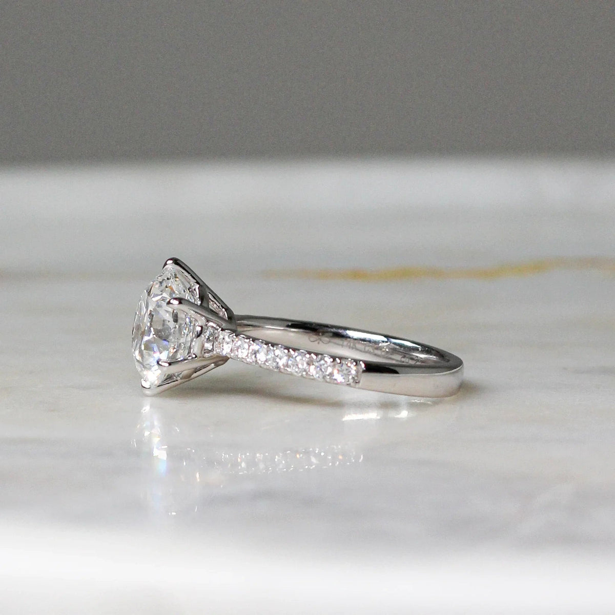 Round Brilliant Cut Diamond 6-Prong Engagement Rin View 2