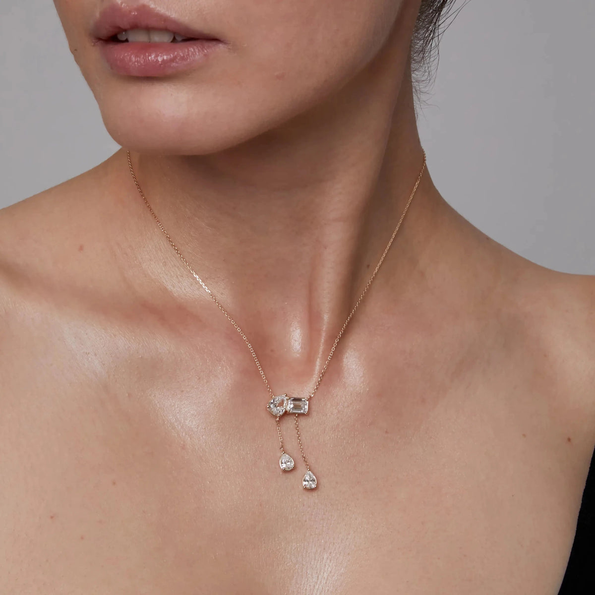 Bezel-Set Pear & Emerald Diamond Lariat Pear Drop  ROSE 10K