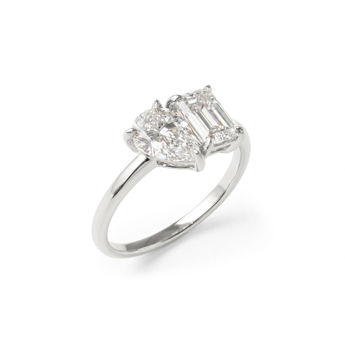 Pear and Emerald Cut Diamond Toi et Moi Ring View 4