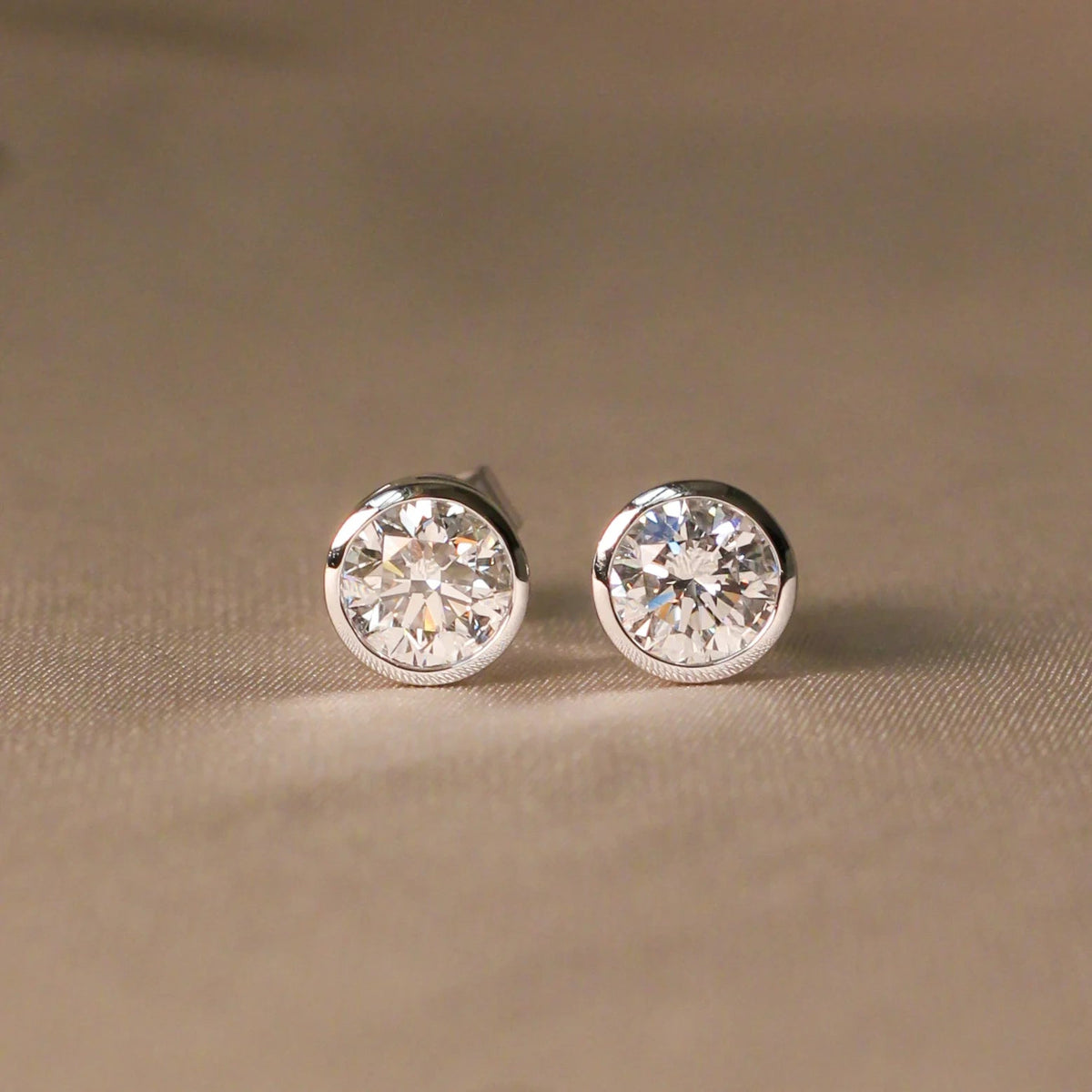 Round Brilliant Bezel-Set Diamond Stud Earrings ROSE 10K