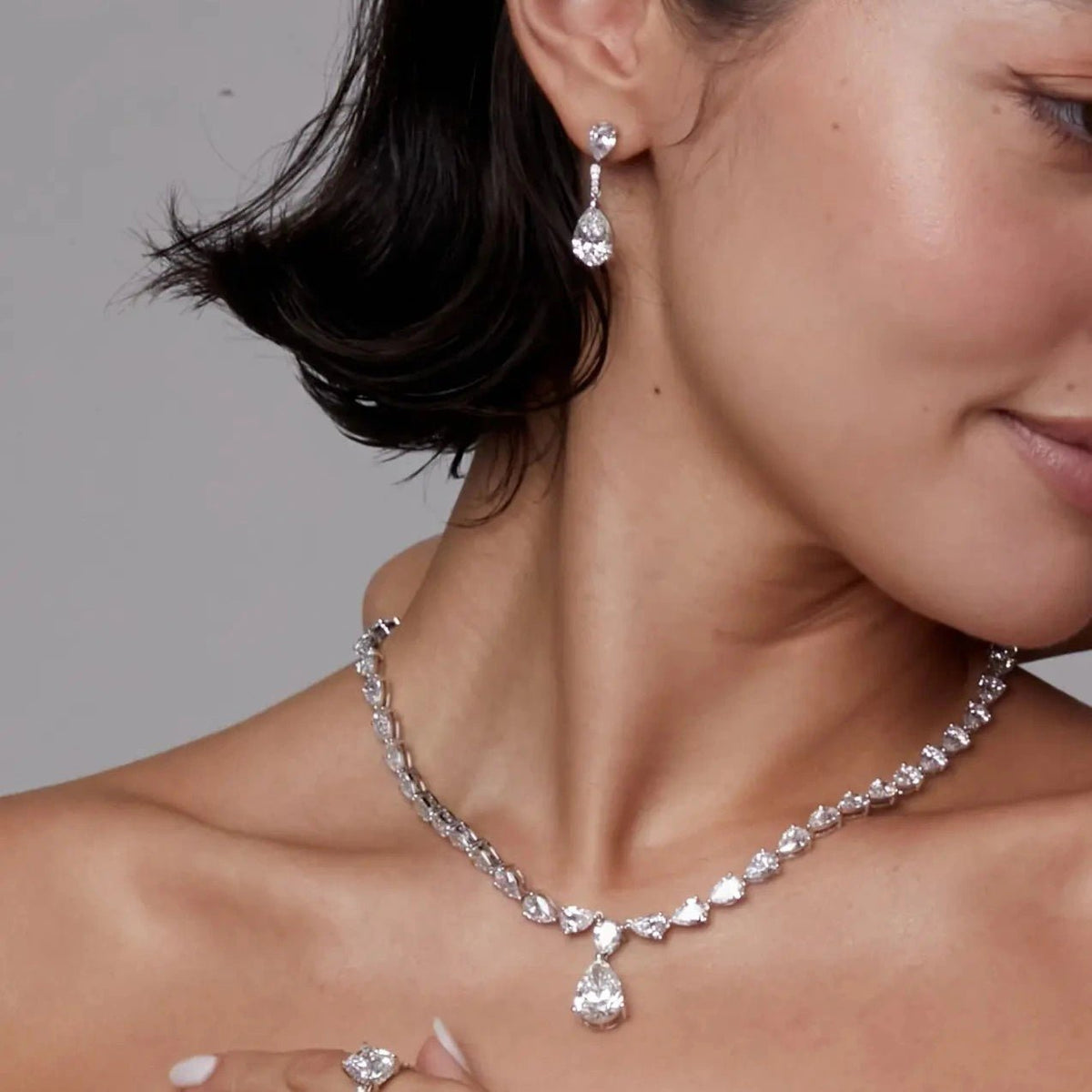 Pear-Cut Diamond Riviera Tennis Necklace with 5 Ca View 3