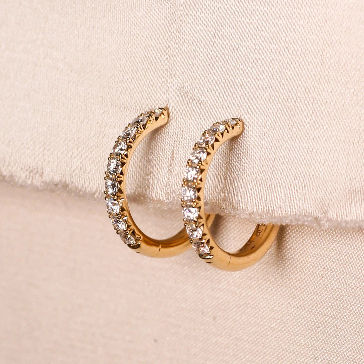 Round Brilliant Diamond Huggie Earrings ROSE 10K